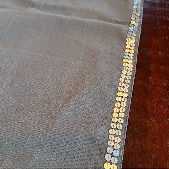 Table runner grey & silver sequins - Picture 3 of 5